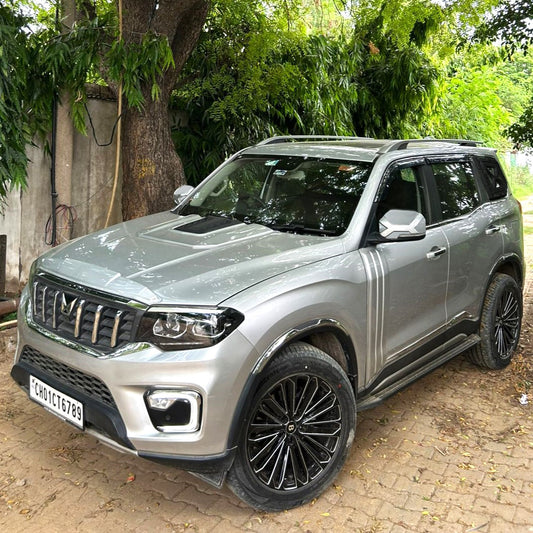 Level-1 Modification Body Kit Combo Set of 6 Parts: HoodScoop DoorDrip RVM Covers Upper Spoiler Lower Spoiler Louver Covers Scorpio N Modified Accessories