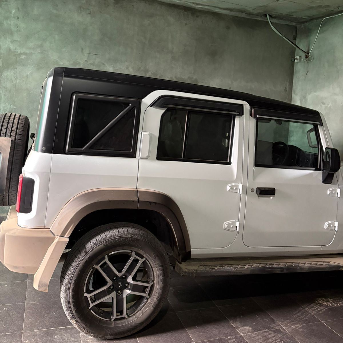Louver Cover for Mahindra Thar Roxx