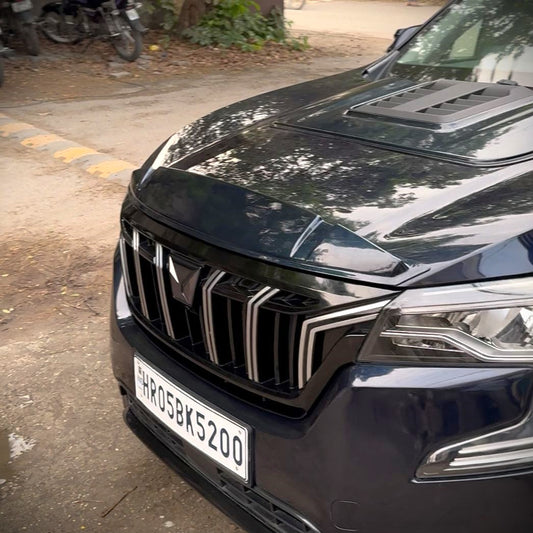 Bug Deflector for Mahindra XUV700 - PreBook