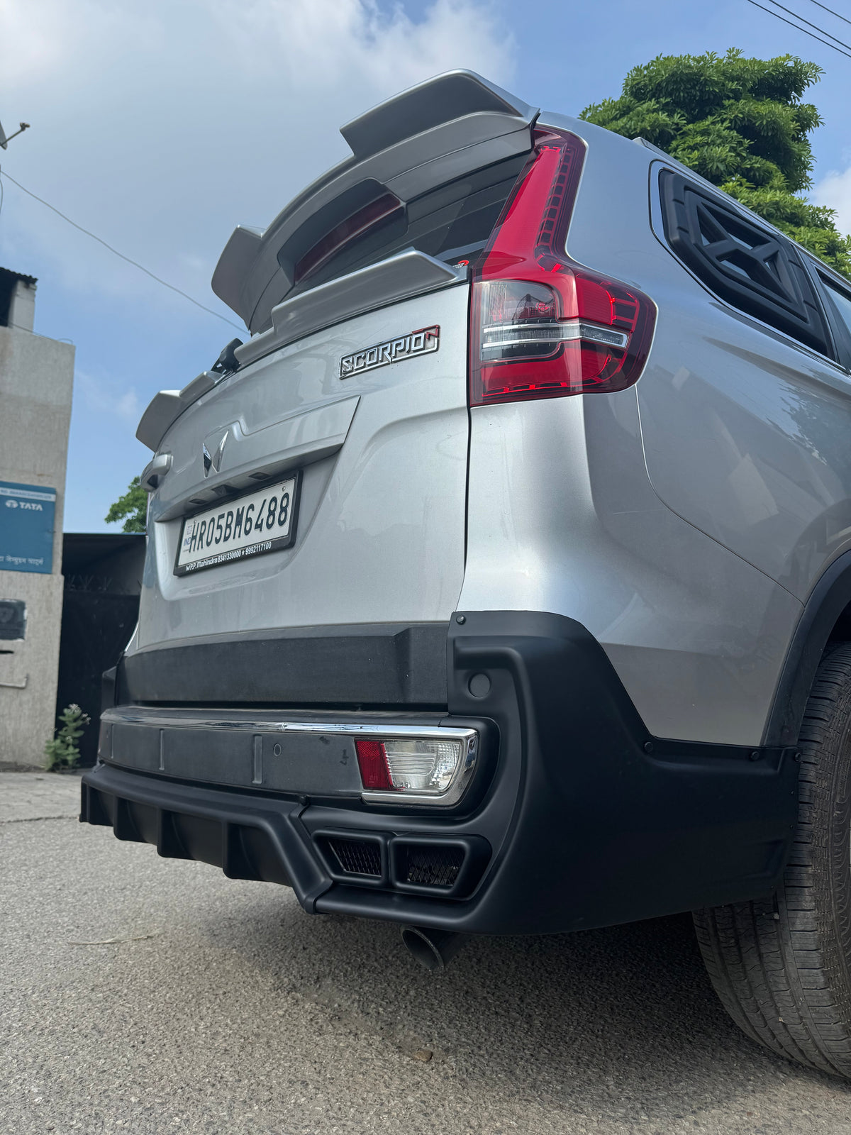GT Body Kit for Scorpio N - Dazzling Silver