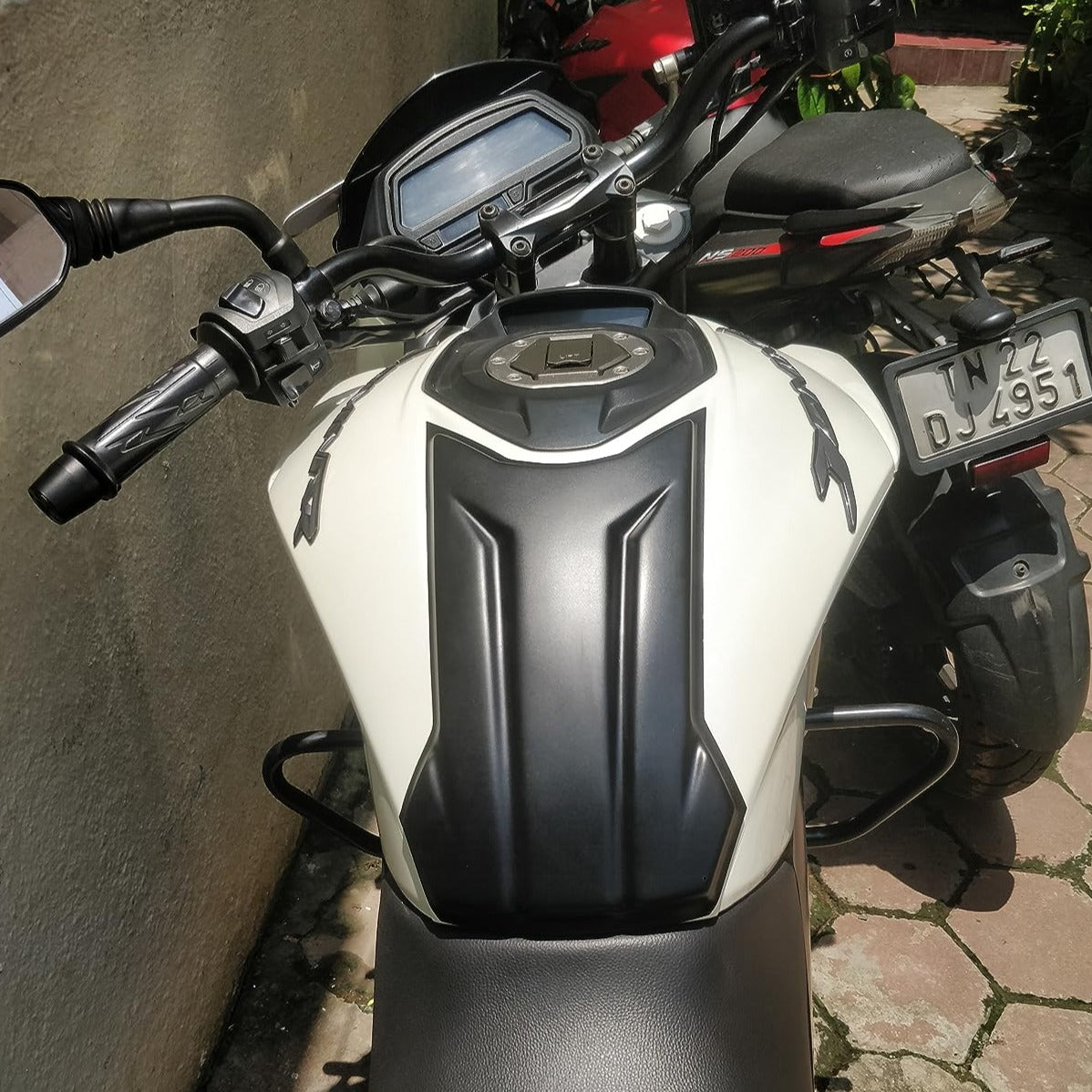 Bajaj Dominar Accessories | Dominar 250 | Dominar 400 | Modification | Modified | Tank Pad | Tank Cover | Tank Protector | Tank Protection