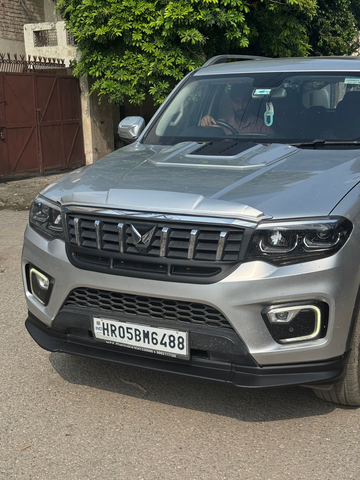 GT Body Kit for Scorpio N - Dazzling Silver