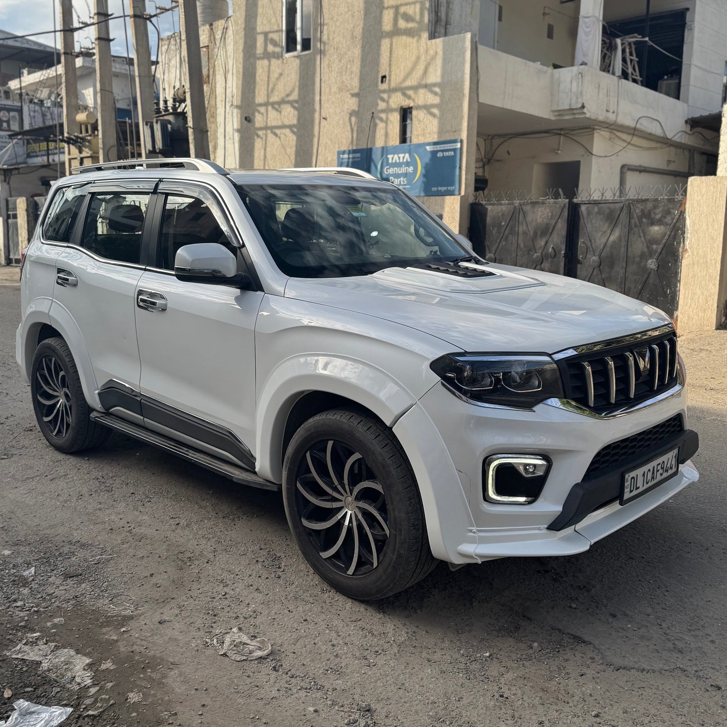 GTLine + Widebody Modification Full Combo for Scorpio-N (Everest White)