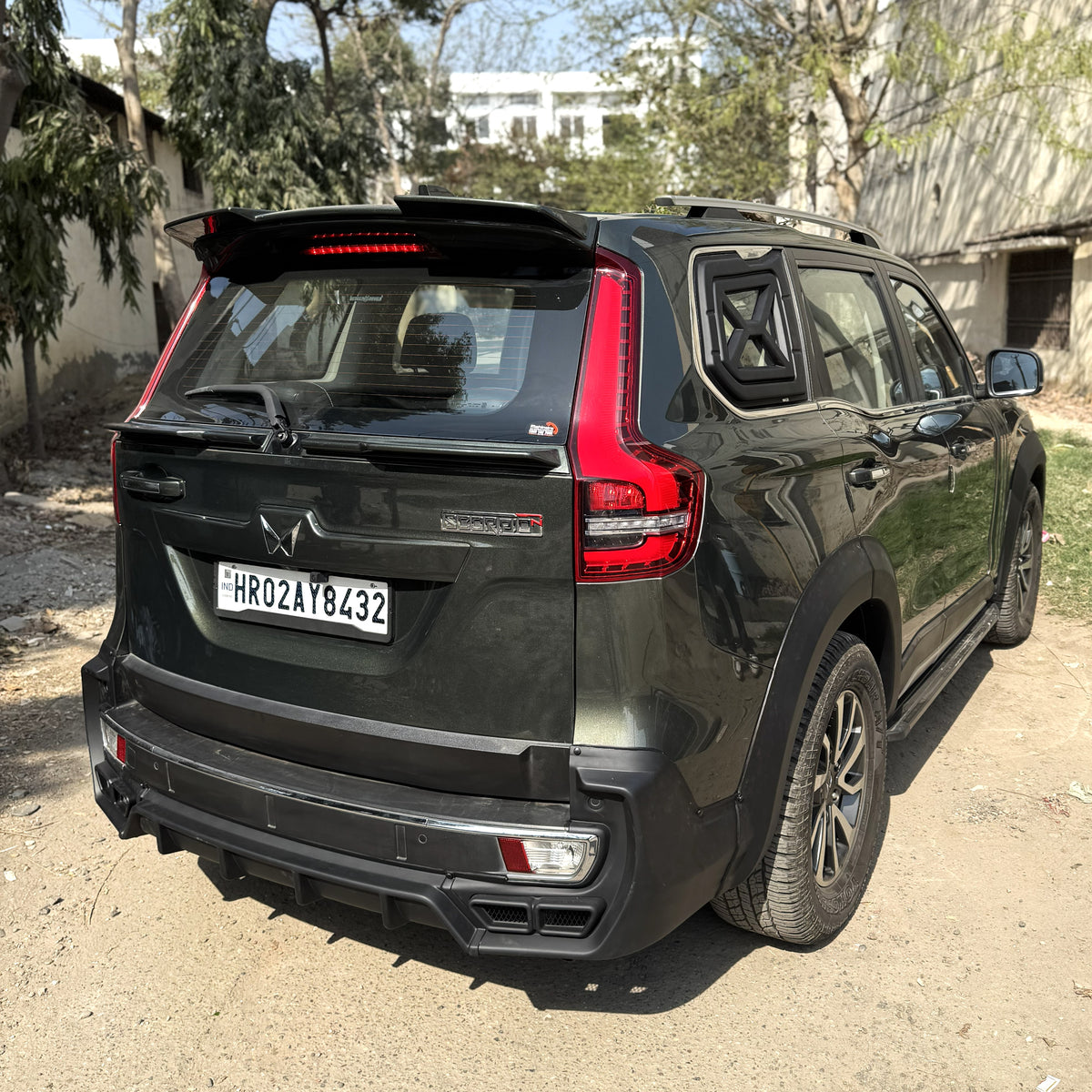 GT Body Kit for Scorpio N - Deep Forest