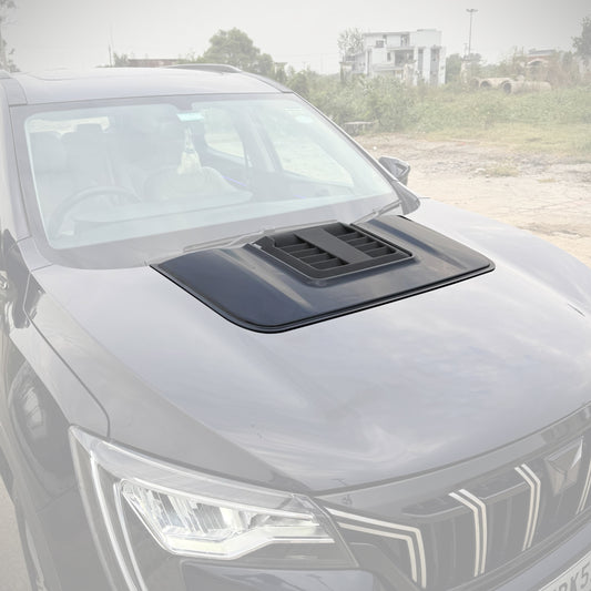 HoodScoop for Mahindra XUV700 - PreBook