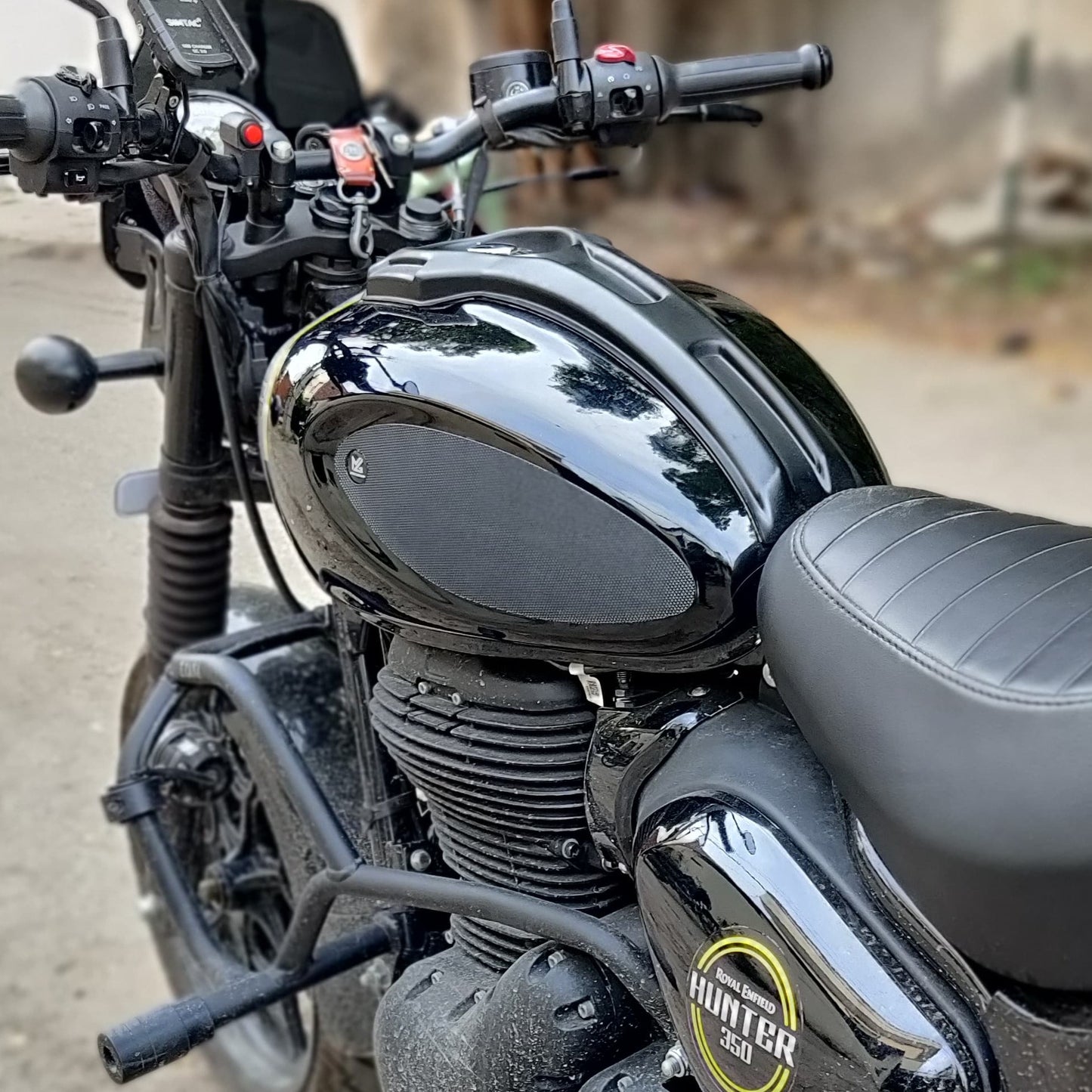 Tank Grip for Royal Enfield Hunter 350