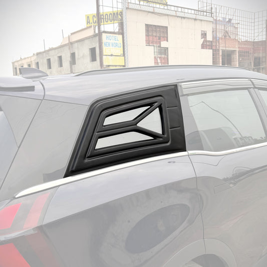 Louver Cover for Mahindra XUV700 - PreBook