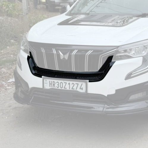 Nostrils for Mahindra XUV700 - PreBook