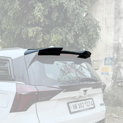 Upper Spoiler for Mahindra XUV700 - PreBook