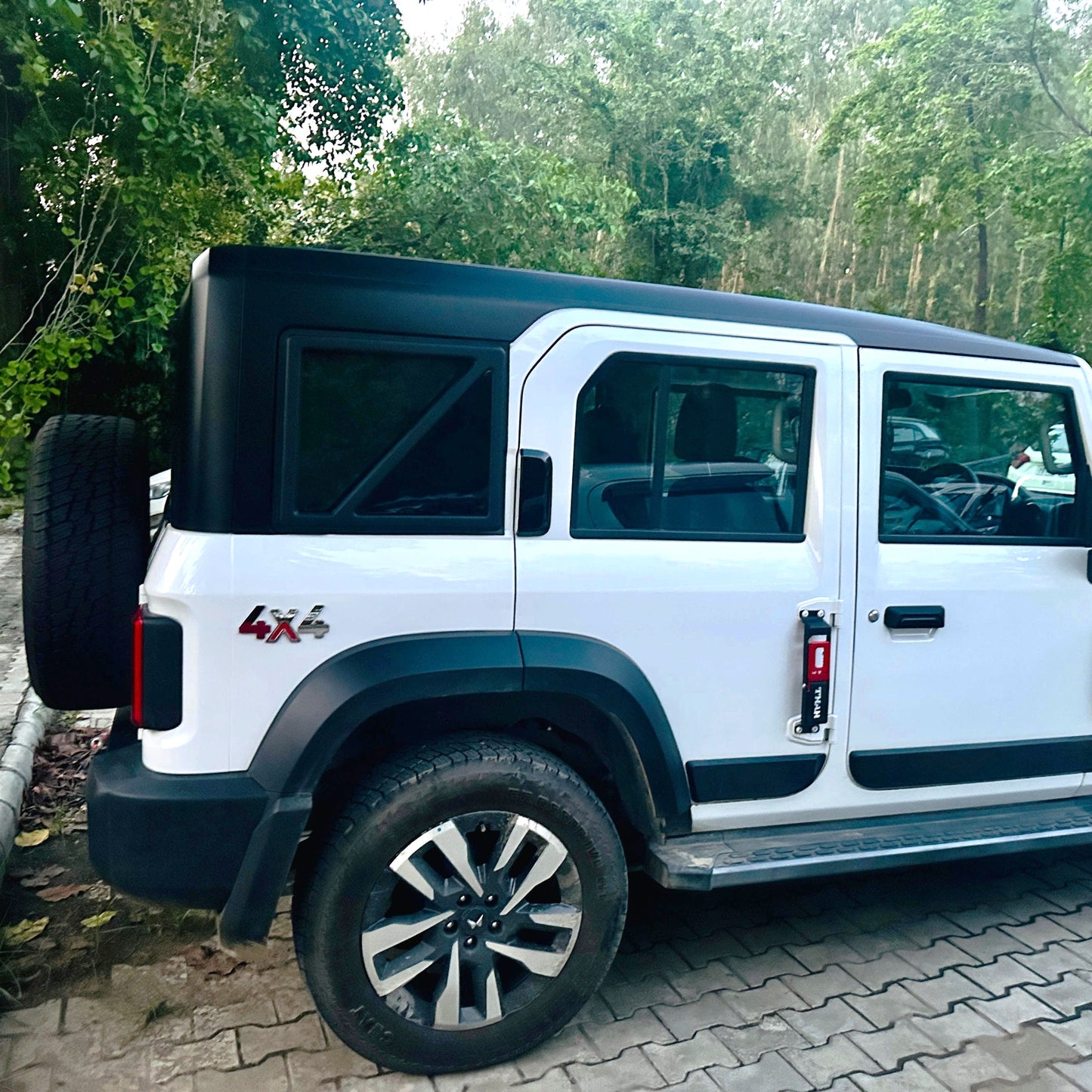 Louver Cover for Mahindra Thar Roxx