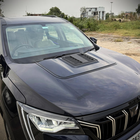 HoodScoop for Mahindra XUV700 - PreBook