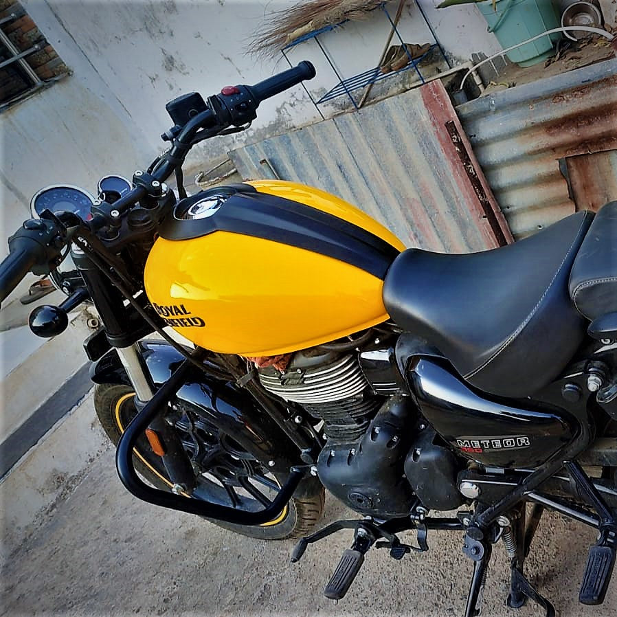 Meteor 350 Accessories | Royal Enfield Meteor 350 Tank Pad Cover | Tank Protection | Meteor 350 Modified Parts | Meteor 350  Modification |