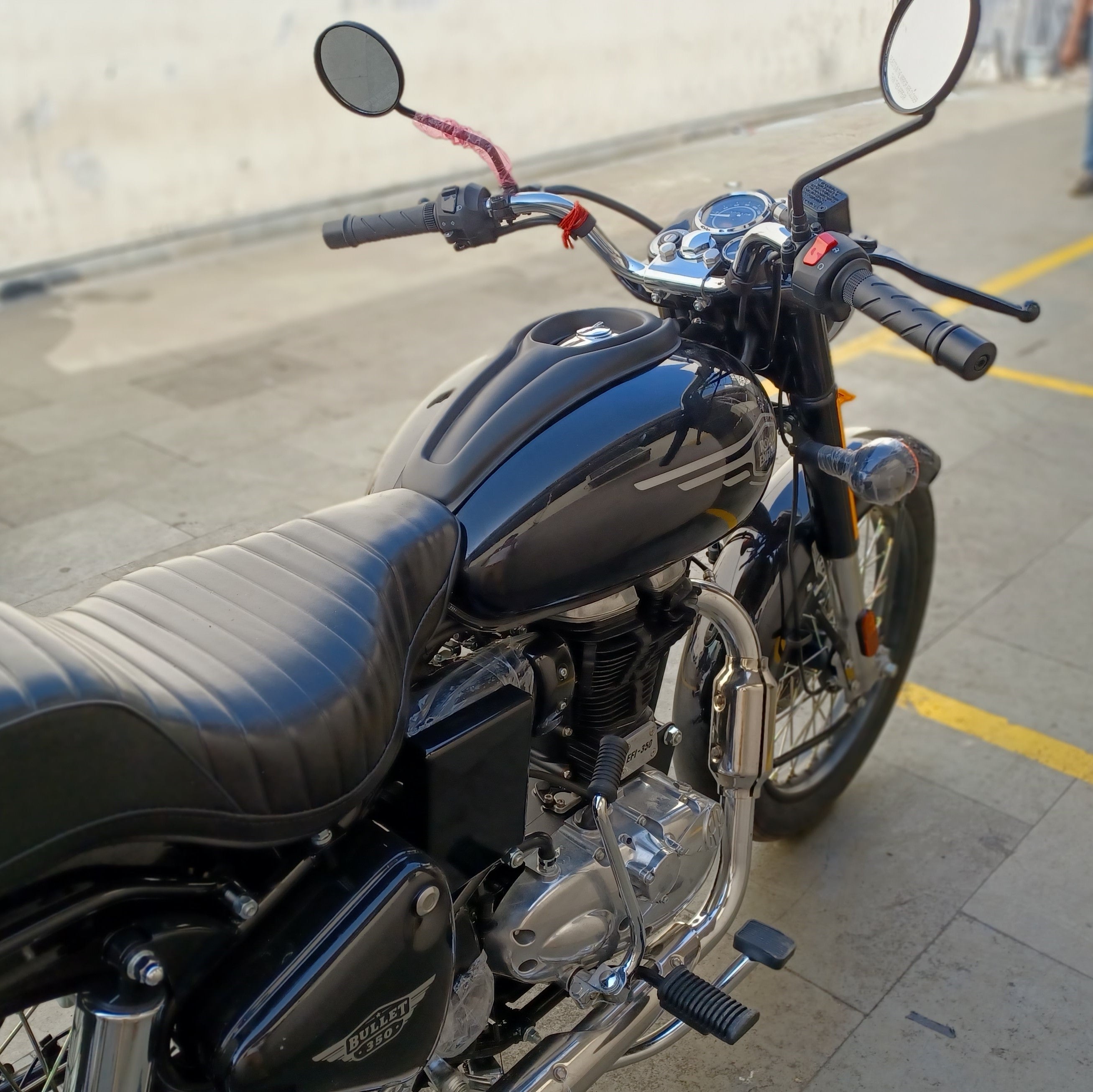 Royal enfield bullet sales 350x