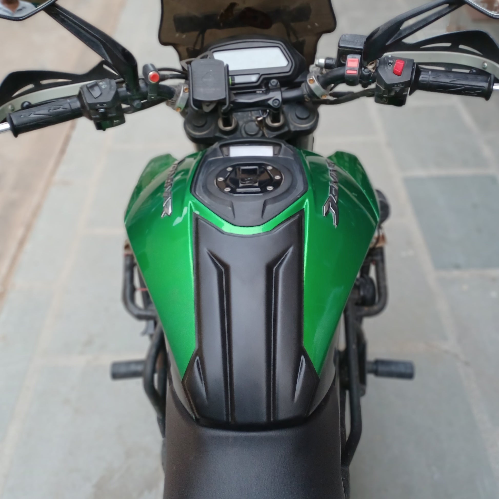 Bajaj Dominar Tank Protection | Best Tank Pad Cover | Tank Scratch Protection | Modified Looks | Fits Bajaj Dominar 250 | Dominar 400 | Saiga Parts Modification Accessories